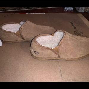BRAND NEW Ugg Slippers